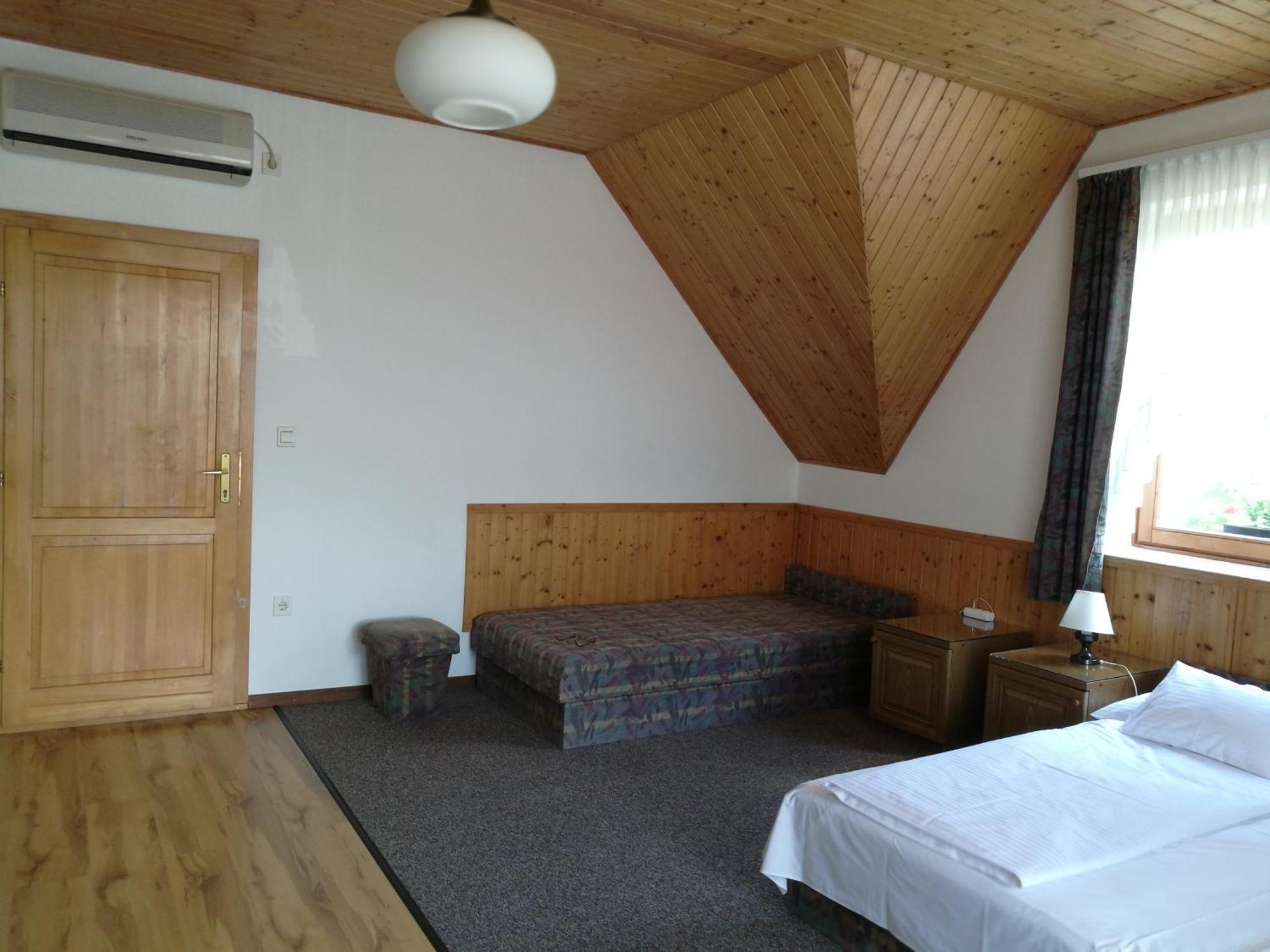 Gruendner Vendeghaz Bed & Breakfast Siófok Exterior foto