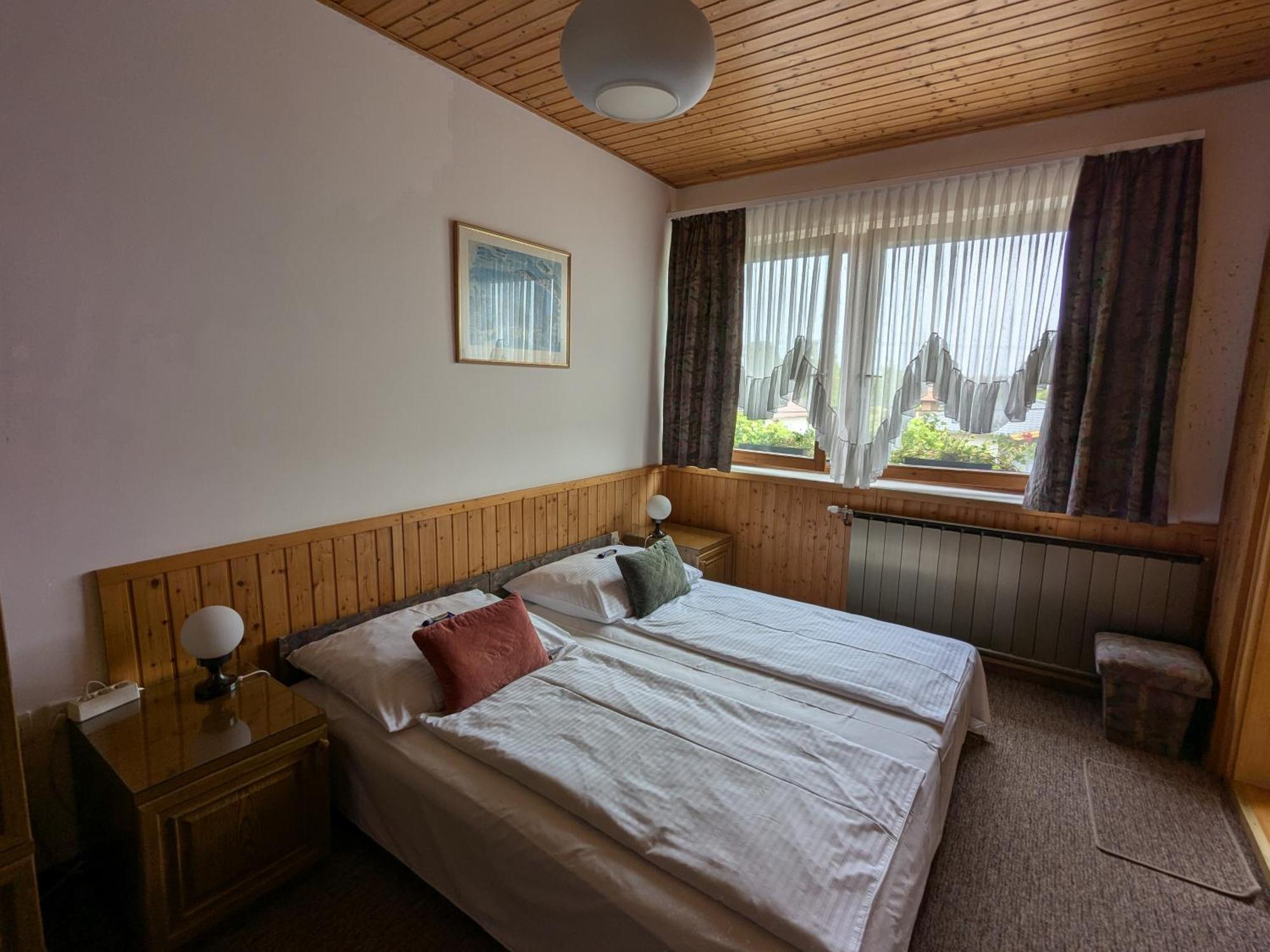 Gruendner Vendeghaz Bed & Breakfast Siófok Exterior foto