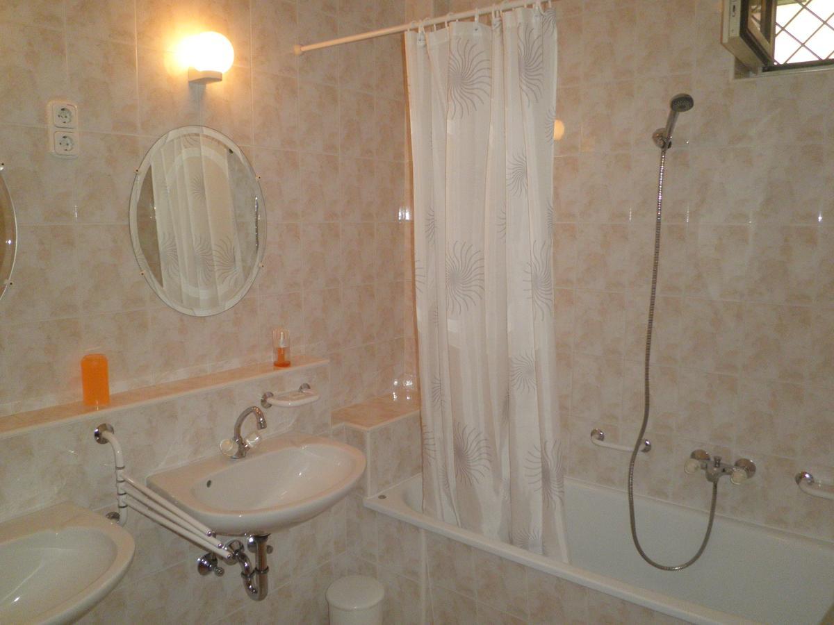 Gruendner Vendeghaz Bed & Breakfast Siófok Exterior foto